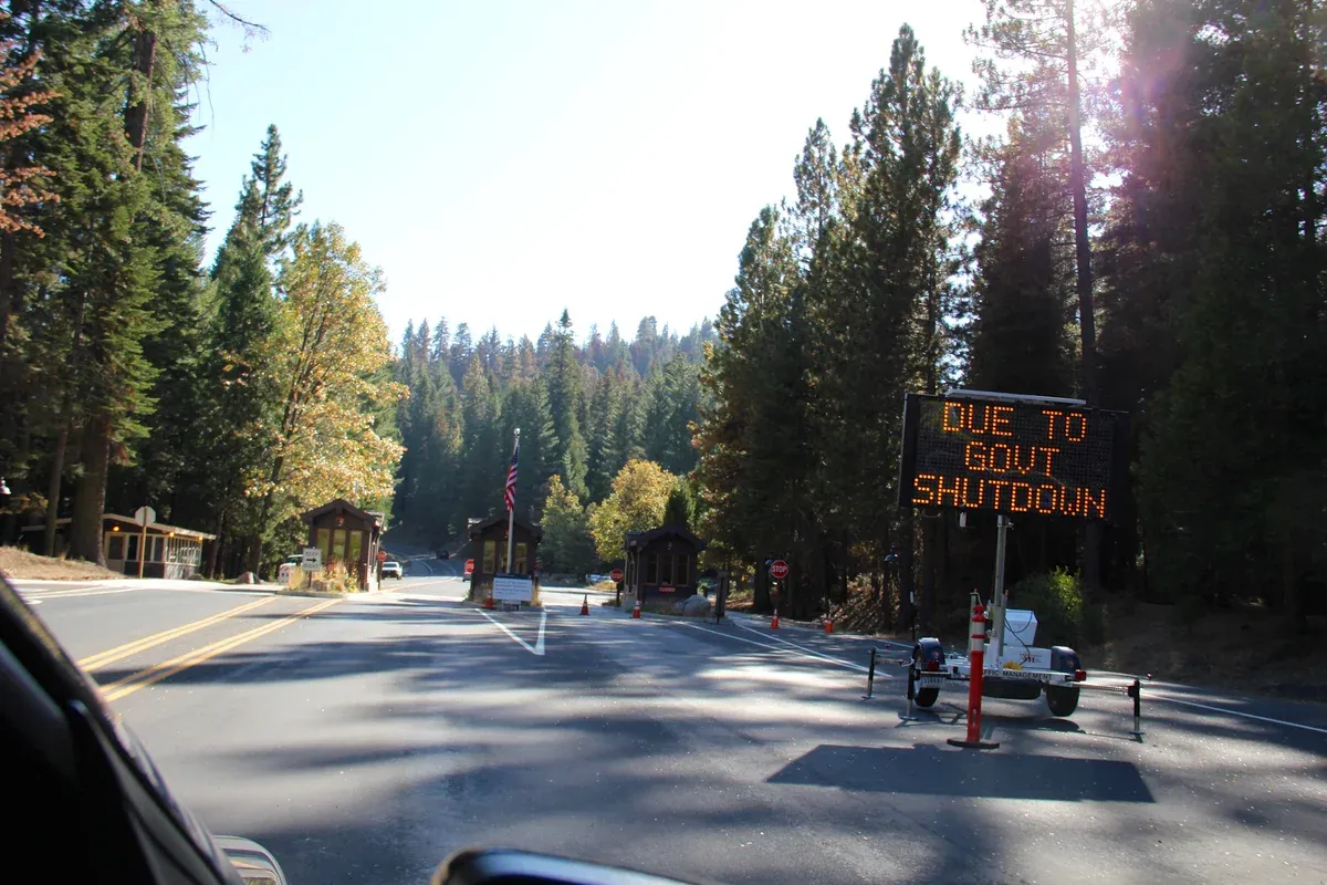 Ranger booths at the Big Oak Flat park entrance on a Yosemite tour from San Francisco, California